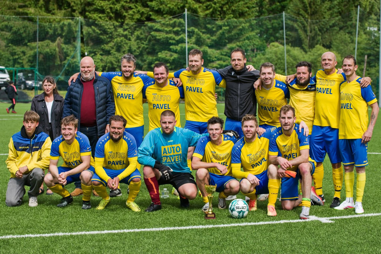 Bronzová příčka pro harrachovské fotbalisty 